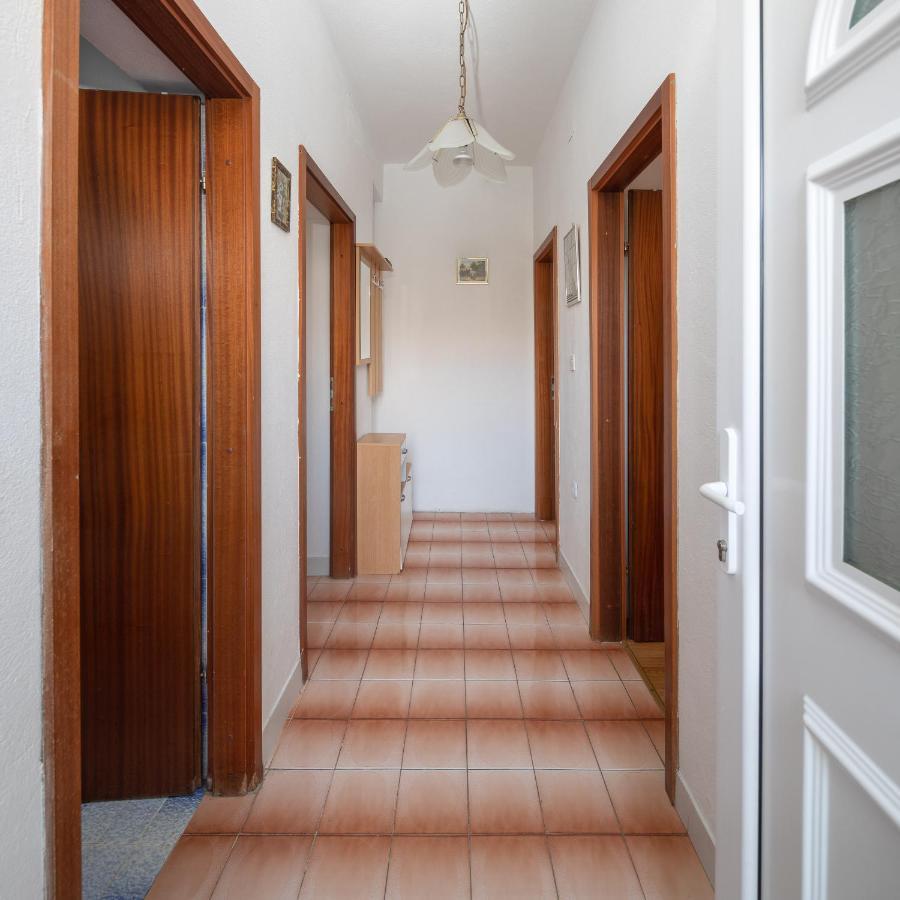 A1 - Near With Patio Parking And Grill Apartment