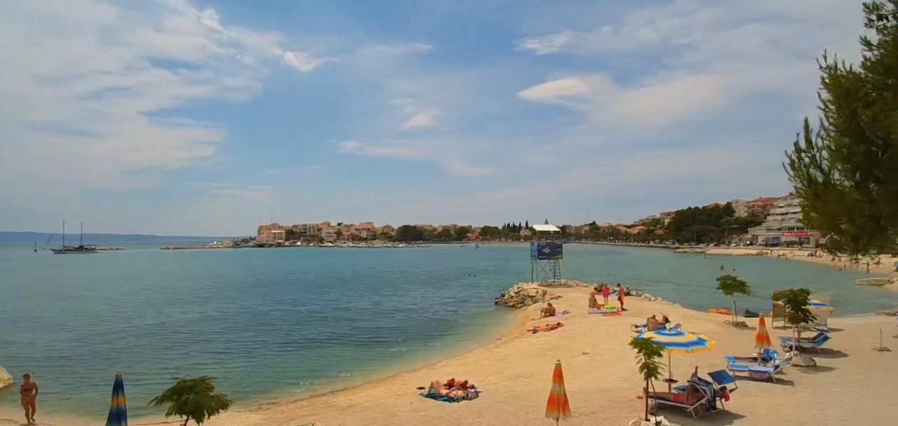 Apartament A1 - Near With Patio Parking And Grill *